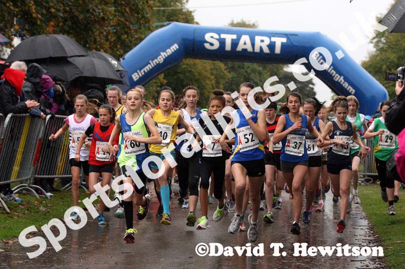 Start of the under-13 girls ERRA Natioanl Athletes Road Relay. Photo: David T. Hewitson/Sports for All Pics
